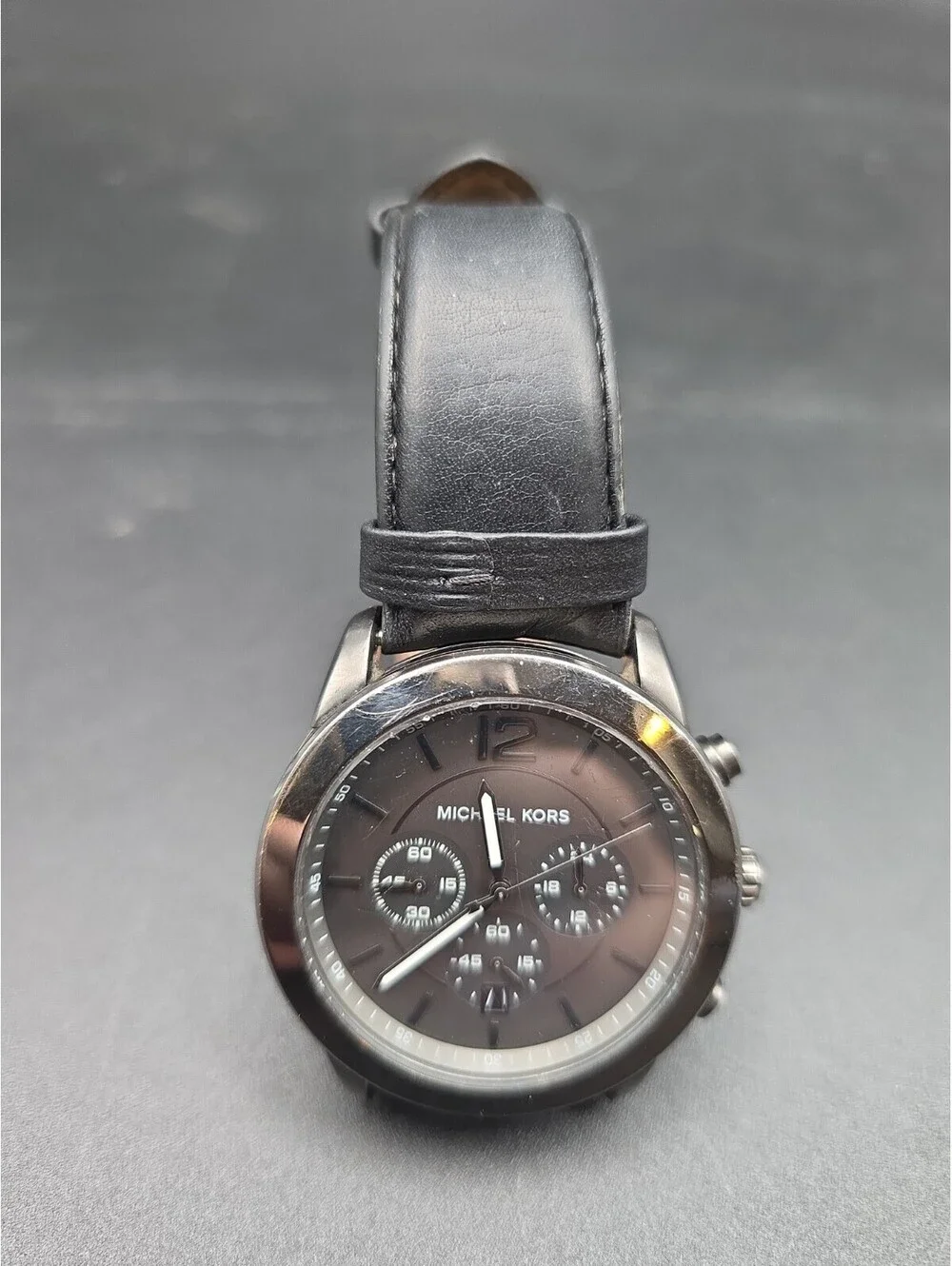Michael Kors MK-8434 Mens Black Leather Band Watch Used Needs Battery